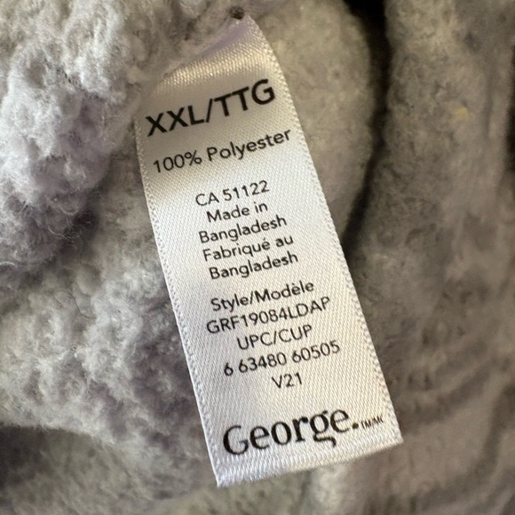 George XXL printed sherpa hoodie featuring a zebra print and a quarter-zip - Picture 7 of 7